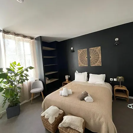 La Du Pin Couche *